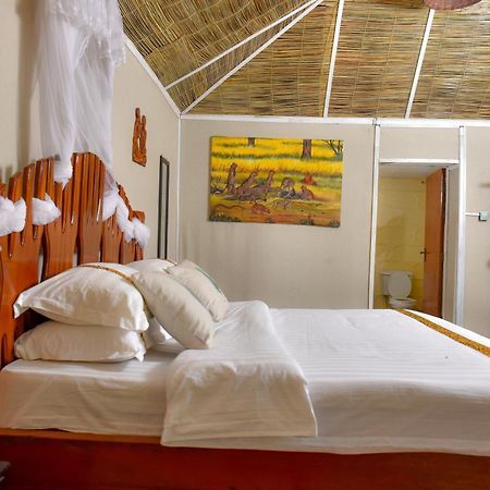 Mara Chui Eco-Resort Sekenani Exterior photo