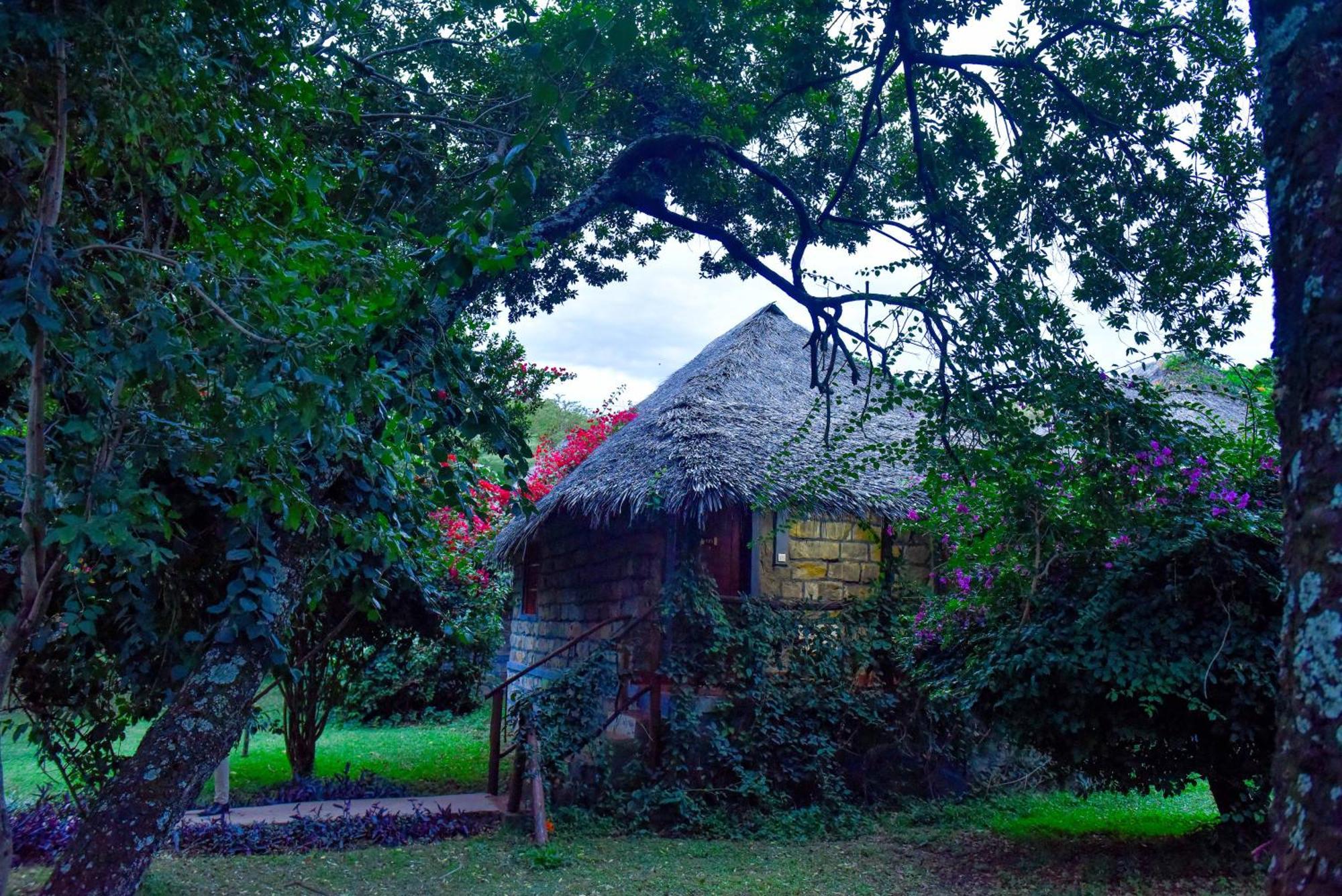 Mara Chui Eco-Resort Sekenani Exterior photo
